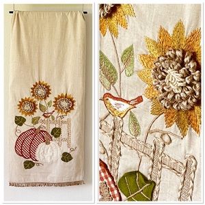 RACHEL ASHWELL The Prairie Table Runner Pumpkins Embroidered Birds Flowers